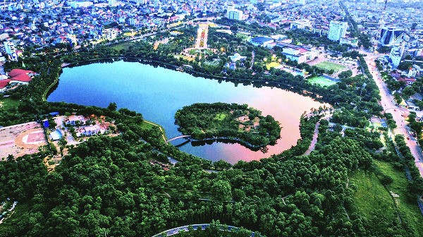 Hồ điều hoà tại Công viên trung tâm TP Vinh. Ảnh nguồn: Tạp chí Doanh nghiệp kinh tế xanh Hồ điều hoà tại Công viên trung tâm TP Vinh. Ảnh nguồn: Tạp chí Doanh nghiệp kinh tế xanh