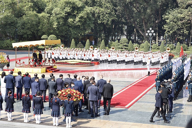 Đây là chuyến thăm đầu tiên của Thủ tướng Mishustin đến Việt Nam. Đây là chuyến thăm đầu tiên của Thủ tướng Mishustin đến Việt Nam.