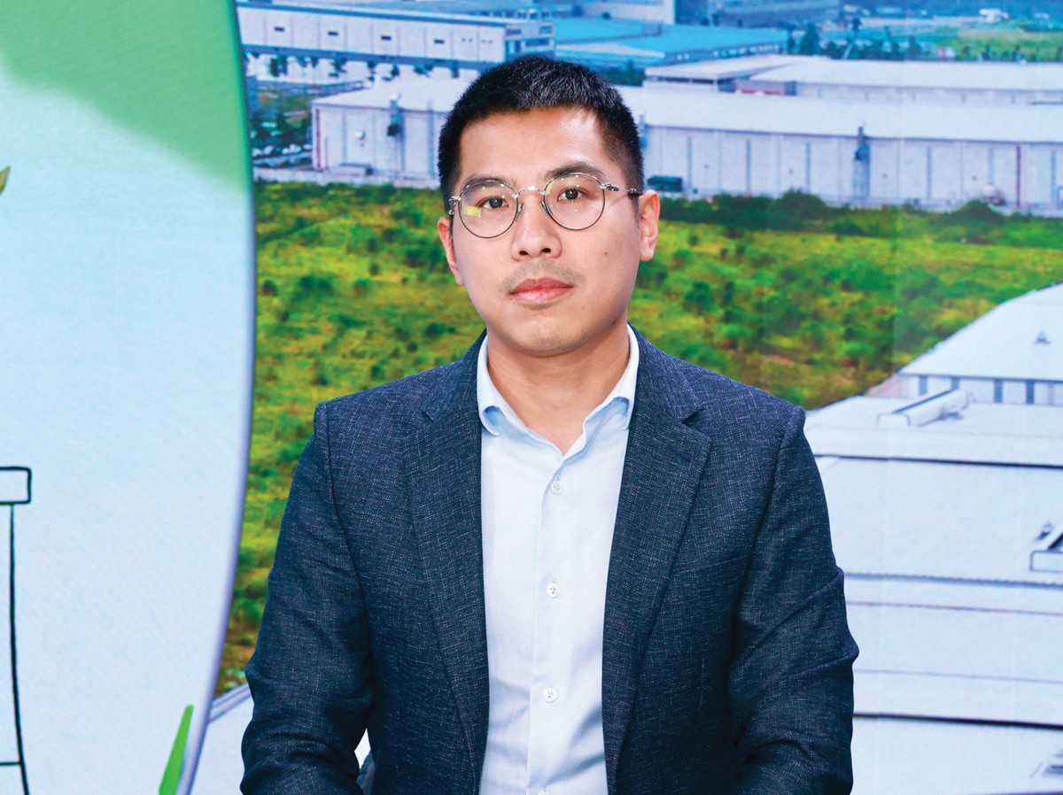 Ông Đinh Hoài Nam, Giám đốc, Trưởng bộ phận Phát triển kinh doanh và phát triển dự án, SLP Việt Nam Ông Đinh Hoài Nam, Giám đốc, Trưởng bộ phận Phát triển kinh doanh và phát triển dự án, SLP Việt Nam