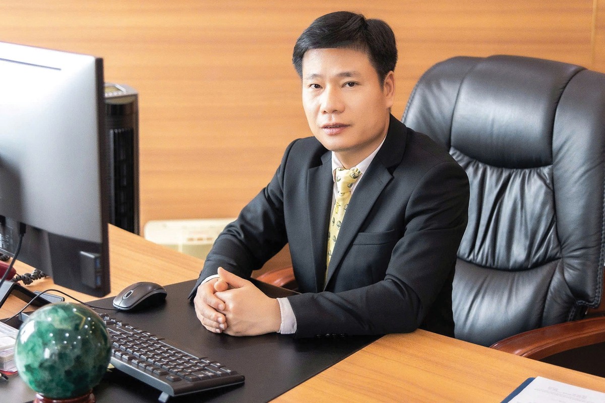 Ông Hồ Sĩ Thuận, Giám đốc Công ty cổ phần Vận tải và Tiếp vận Phương Đông Việt (PVT Logistics, mã PDV) Ông Hồ Sĩ Thuận, Giám đốc Công ty cổ phần Vận tải và Tiếp vận Phương Đông Việt (PVT Logistics, mã PDV)