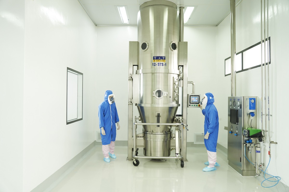 Bên trong nhà máy sản xuất thuốc đạt chất lượng EU-GMP của Imexpharm. Ảnh: Imexpharm Bên trong nhà máy sản xuất thuốc đạt chất lượng EU-GMP của Imexpharm. Ảnh: Imexpharm