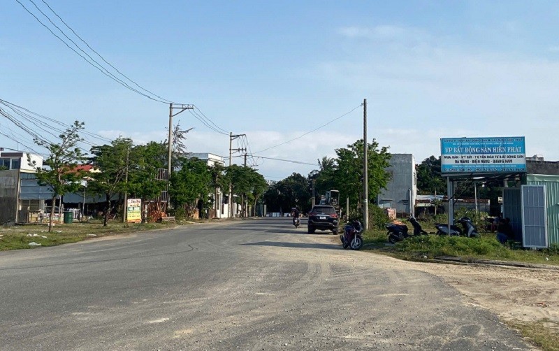 Đất nền ở khu vực giáp ranh Đà Nẵng, Quảng Nam đang được nhiều người quan tâm. Đất nền ở khu vực giáp ranh Đà Nẵng, Quảng Nam đang được nhiều người quan tâm.