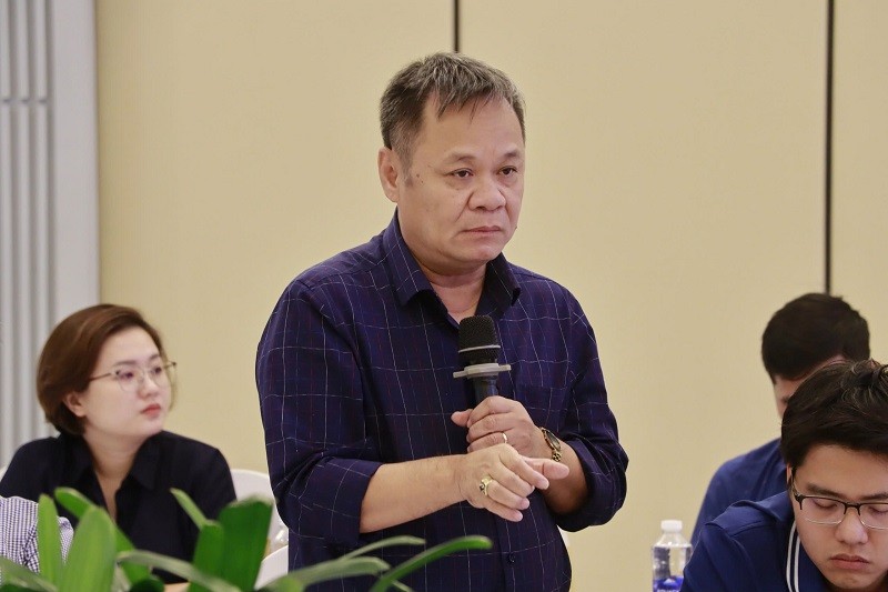 Đại diện doanh nghiệp chia sẻ tại hội nghị.