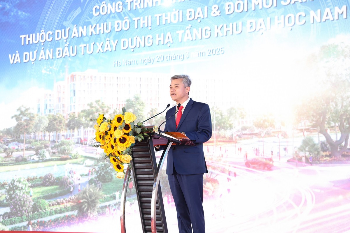 Ông Nguyễn Tuấn Huỳnh - Bí thư Đảng ủy, Tổng giám đốc Tập đoàn CIENCO4 cam kết tiến độ.