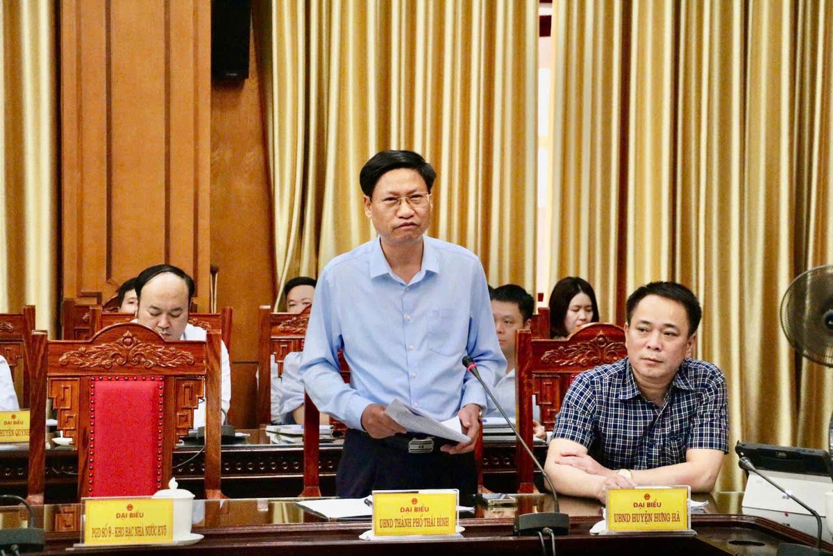 Ông Đinh Gia Dũng, Tỉnh ủy viên, Chủ tịch UBND TP. Thái Bình trả lời các kiến nghị của doanh nghiệp Ông Đinh Gia Dũng, Tỉnh ủy viên, Chủ tịch UBND TP. Thái Bình trả lời các kiến nghị của doanh nghiệp