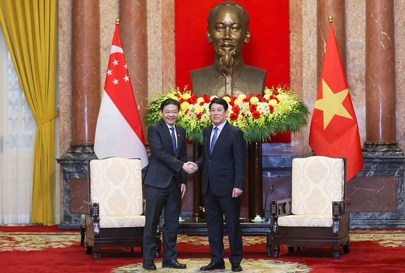 Chủ tịch nước Lương Cường hội kiến Thủ tướng Singapore Lawrence Wong.