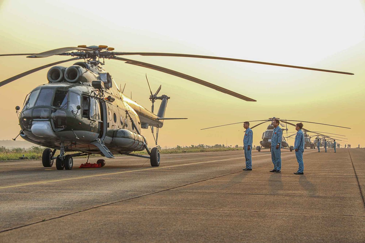 Các phi công sẵn sàng Các phi công sẵn sàng