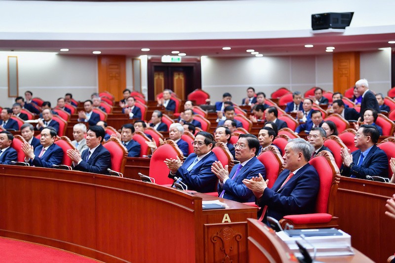 Hội nghị Trung ương 11 bế mạc sau 3 ngày làm việc. Hội nghị Trung ương 11 bế mạc sau 3 ngày làm việc.