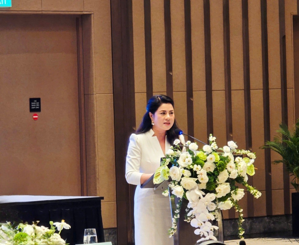 Bà Trần Thị Hoàng Mai, Giám đốc Sở Văn hóa, Thể thao và Du lịch Hải Phòng phát biểu đề dẫn tại Hội thảo