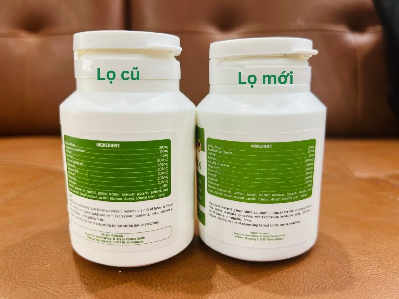 Tiếp tục là khác biệt trong cách thể hiện nguồn gốc sản phẩm (3 dòng cuối cùng trên vỏ lọ). Tiếp tục là khác biệt trong cách thể hiện nguồn gốc sản phẩm (3 dòng cuối cùng trên vỏ lọ).