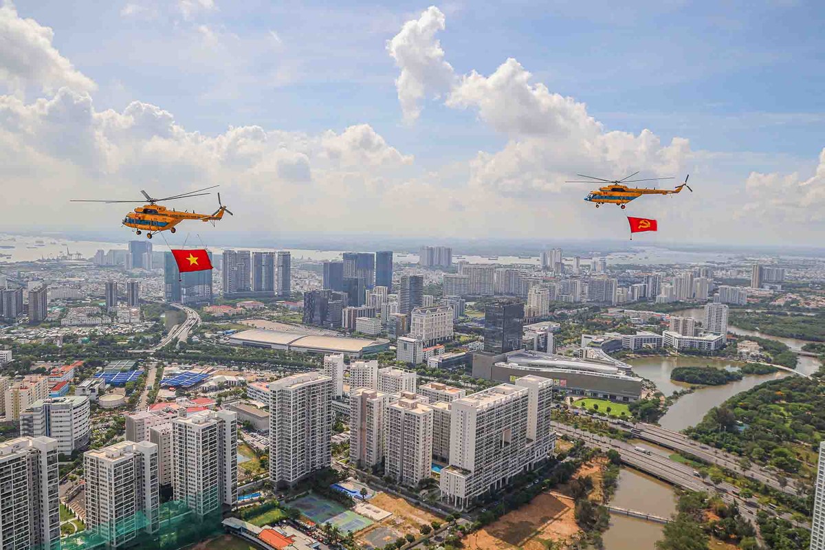 Phú Mỹ Hưng, khu đô thị đầu tiên của TP.HCM. Phú Mỹ Hưng, khu đô thị đầu tiên của TP.HCM.