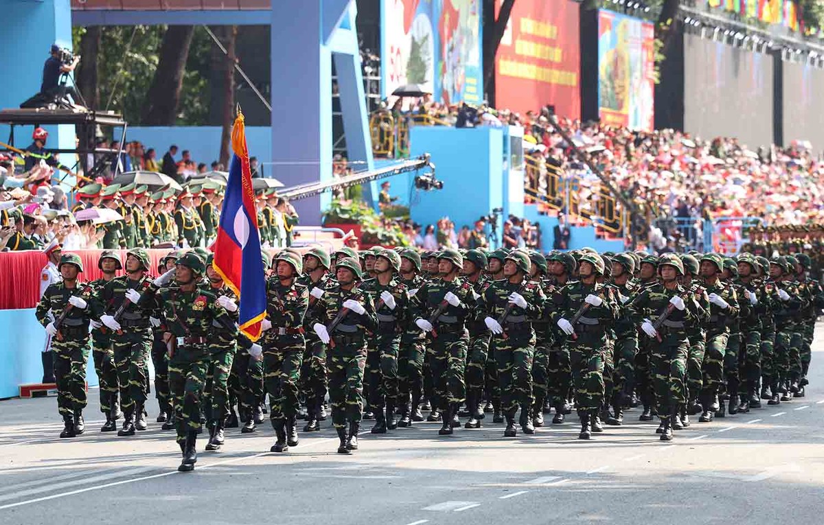 Khối Quân đội nhân dân Lào.