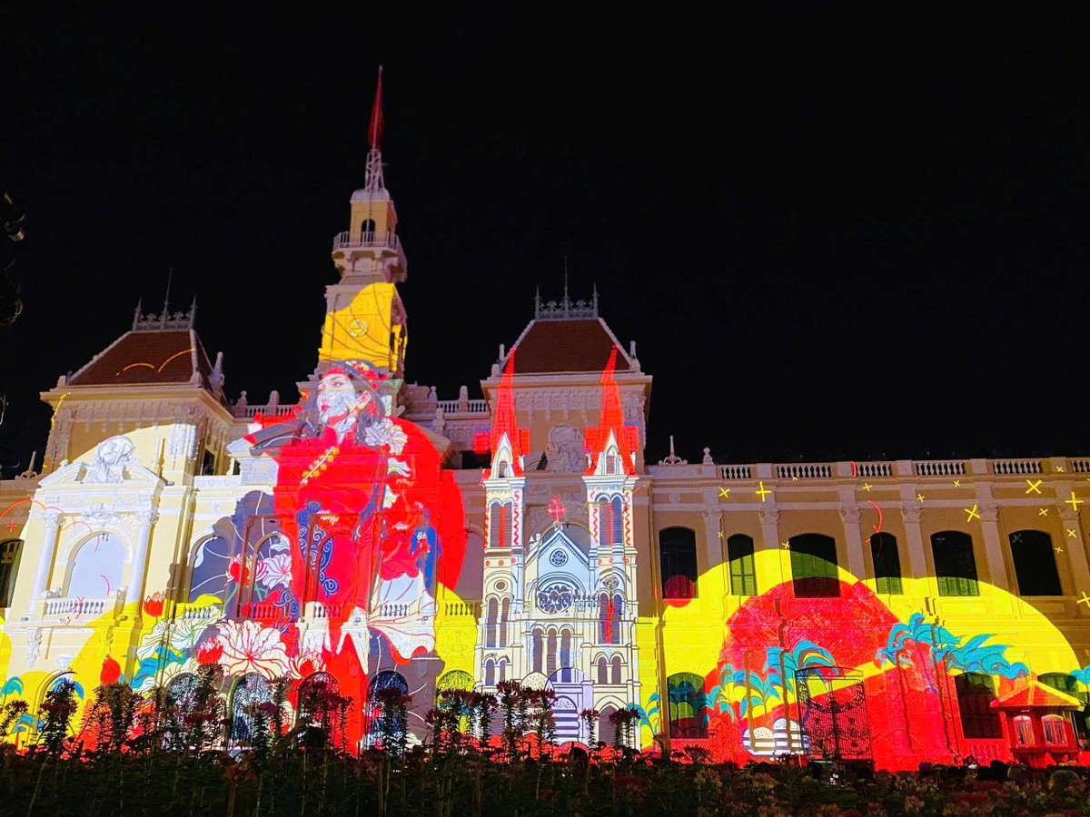 Màn trình diễn đến từ AC3 Studio (Pháp) với tác phẩm "Việt - Pháp: Một góc nhìn" tôn vinh vẻ đẹp của sự giao thoa văn hóa, nghệ thuật thủ công truyền thống và chiều sâu lịch sử giữa hai quốc gia. Màn trình diễn đến từ AC3 Studio (Pháp) với tác phẩm "Việt - Pháp: Một góc nhìn" tôn vinh vẻ đẹp của sự giao thoa văn hóa, nghệ thuật thủ công truyền thống và chiều sâu lịch sử giữa hai quốc gia.