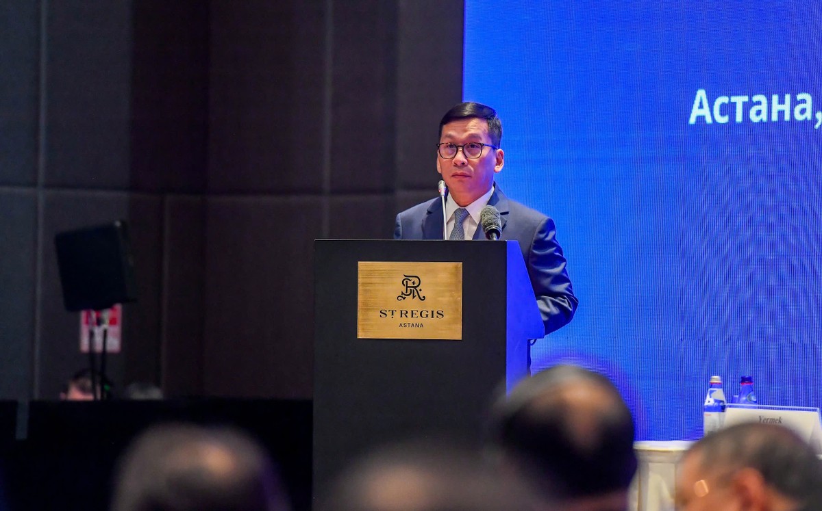 Tổng giám đốc Vietjet Đinh Việt Phương phát biểu tại sự kiện