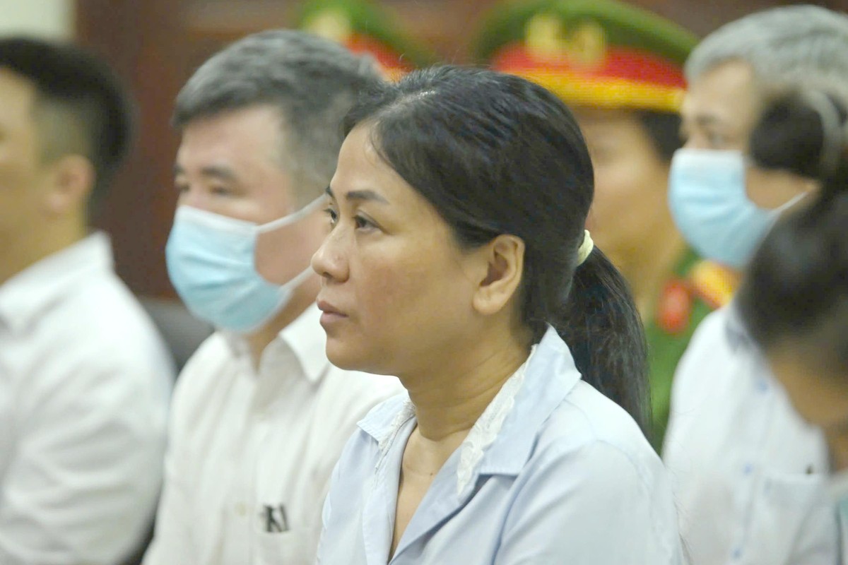 Bị cáo Mai Thị Hồng Hạnh, Chủ tịch Hội đồng thành viên Công ty Xuyên Việt Oil. Bị cáo Mai Thị Hồng Hạnh, Chủ tịch Hội đồng thành viên Công ty Xuyên Việt Oil.