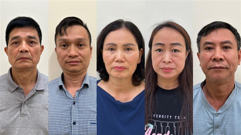 Từ trái qua: Các bị can Nguyễn Thanh Phong, Đinh Quang Minh, Nguyễn Thị Minh Hải, Lê Thị Hiền, Cao Văn Trung. Ảnh: BCA Từ trái qua: Các bị can Nguyễn Thanh Phong, Đinh Quang Minh, Nguyễn Thị Minh Hải, Lê Thị Hiền, Cao Văn Trung. Ảnh: BCA