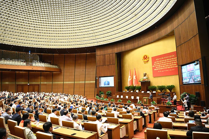 Hội nghị toàn quốc quán triệt, triển khai thực hiện Nghị quyết số 66-NQ/TW và Nghị quyết số 68-NQ/TW của Bộ Chính trị.