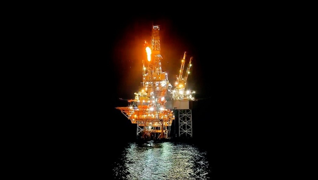 Giàn WHP-DH01, thuộc dự án Phát triển mỏ Đại Hùng pha 3, chính thức khai thác dòng dầu thương mại đầu tiên vào ngày 7/5/2025