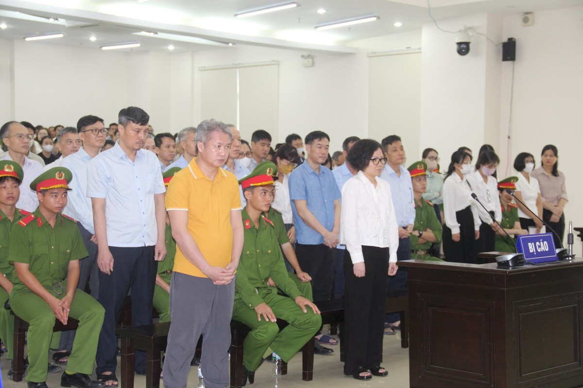 Các bị cáo tại phiên tòa. Các bị cáo tại phiên tòa.