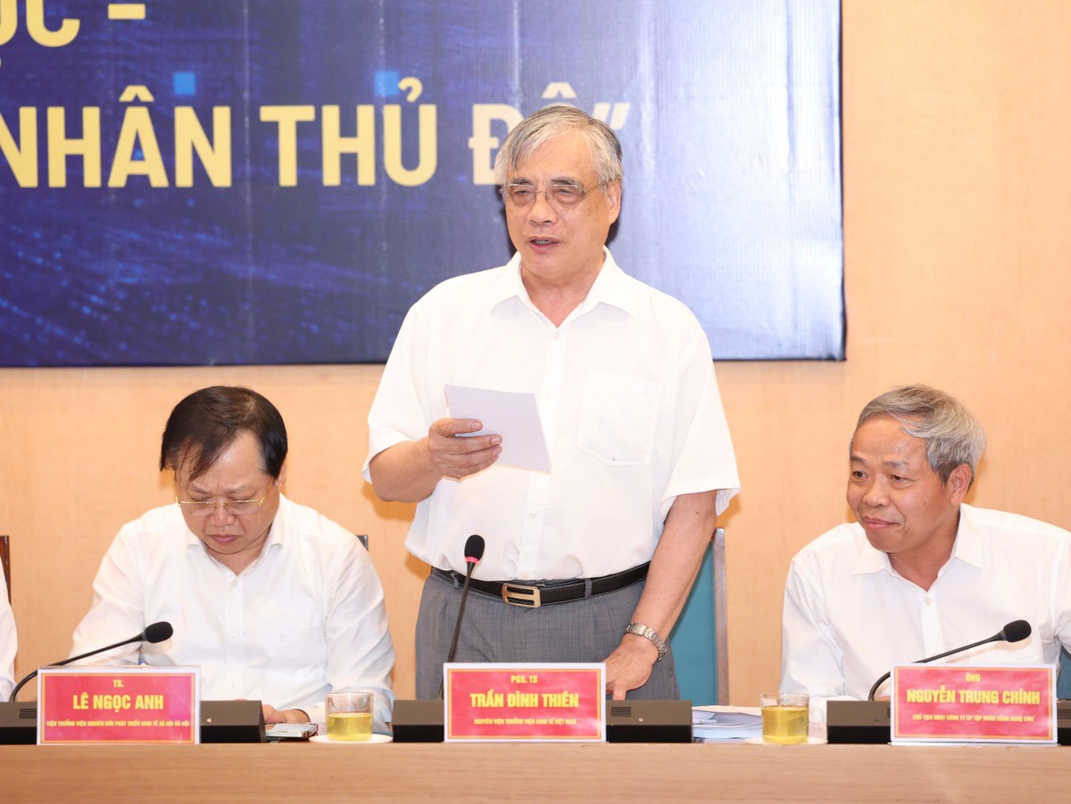 PGS.TS Trần Đình Thiên, Thành viên Tổ tư vấn Kinh tế của Thủ tướng Chính phủ, nguyên Viện trưởng Viện Kinh tế Việt Nam phát biểu. Ảnh: Viết Thành.