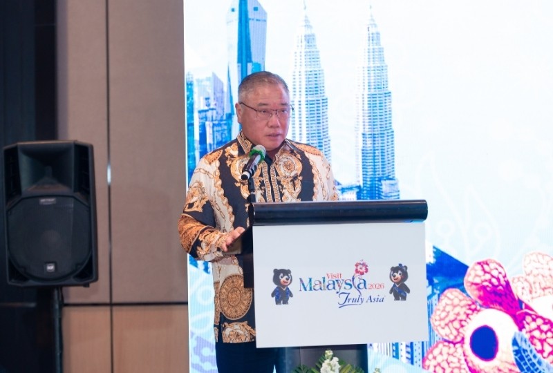 Bộ trưởng Du lịch, Nghệ thuật và Văn hóa Malaysia Dato’ Sri Tiong King Sing công bố chiến dịch Visit Malaysia 2026 trong khuôn khổ “Lễ hội Du lịch, Nghệ thuật, Văn hóa và Ẩm thực Malaysia 2025". Bộ trưởng Du lịch, Nghệ thuật và Văn hóa Malaysia Dato’ Sri Tiong King Sing công bố chiến dịch Visit Malaysia 2026 trong khuôn khổ “Lễ hội Du lịch, Nghệ thuật, Văn hóa và Ẩm thực Malaysia 2025".