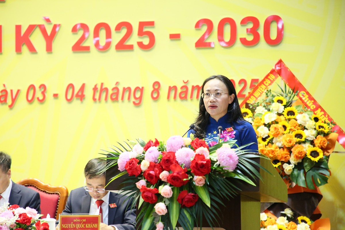 Bà Lê Ngọc Hân, Bí thư Đảng ủy Đặc khu Cô Tô khẳng định Cô Tô ngày nay xác định phải tiếp tục vươn mình mạnh mẽ hơn nữa trong phát triển kinh tế biển, nhất là du lịch sinh thái, trải nghiệm và nghỉ dưỡng xứng tầm &quot;Đảo Ngọc&quot; nơi tiền tiêu.