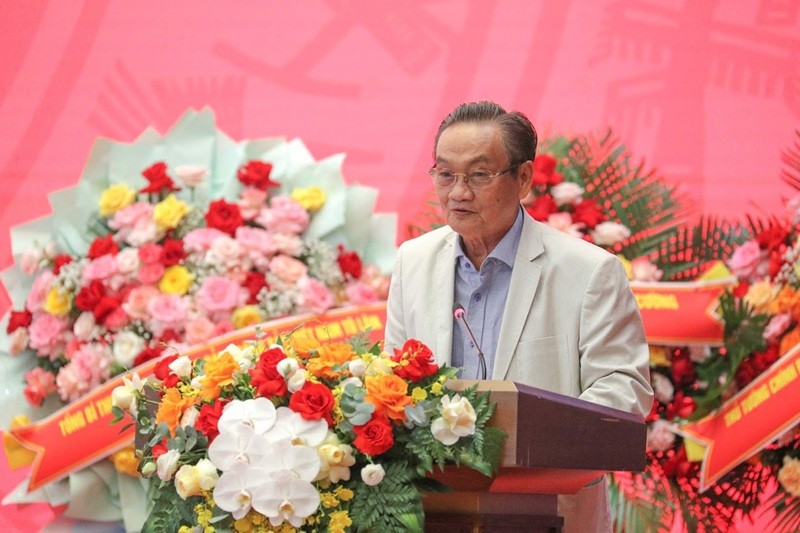 TS. Trần Du Lịch cho rằng, giá đất hiện nay vượt sức chịu đựng của nền kinh tế và của người dân.