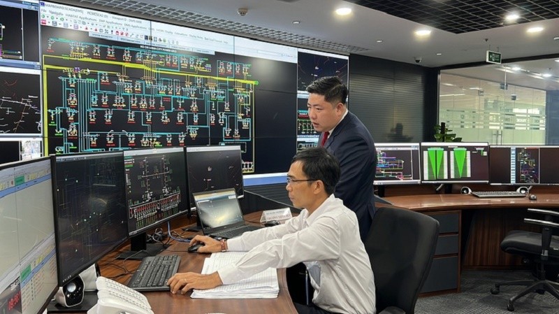 Trung tâm điều khiển 2 của EVNHCMC góp phần đẩy nhanh tiến độ hiện đại hóa lưới điện cũng như chuyển đổi số của ngành điện TP. HCM . Ảnh: Lê Nguyễn.
