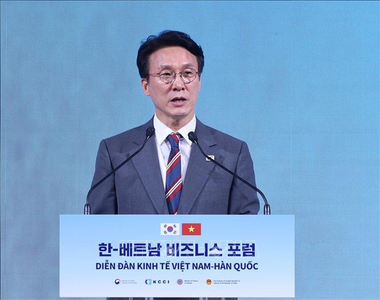 Thủ tướng Kim Min Seok cho rằng, Hàn Quốc và Việt Nam cần tiếp tục tăng cường xây dựng quan hệ lâu dài và mạnh mẽ hơn nữa; mong muốn mở rộng hợp tác toàn diện với Việt Nam - Ảnh: TTXVN