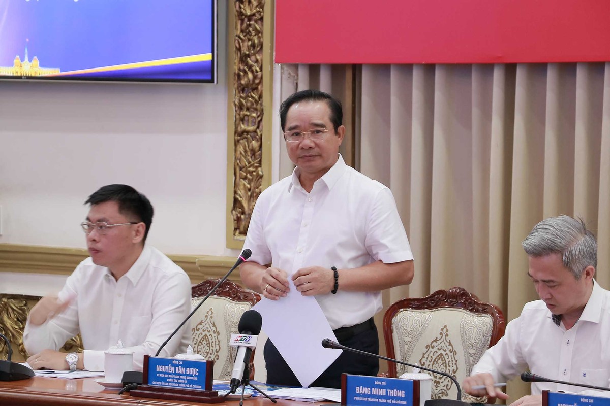 Chủ tịch UBND TP.HCM Nguyễn Văn Được đánh giá Đại hội Đảng bộ Thành phố lần này diễn ra trong bối cảnh đặc biệt, là đại hội đầu tiên của Thành phố mới sau sáp nhập, với vị thế, tâm thế và dư địa phát triển mới. Ảnh: Trọng Tín Chủ tịch UBND TP.HCM Nguyễn Văn Được đánh giá Đại hội Đảng bộ Thành phố lần này diễn ra trong bối cảnh đặc biệt, là đại hội đầu tiên của Thành phố mới sau sáp nhập, với vị thế, tâm thế và dư địa phát triển mới. Ảnh: Trọng Tín