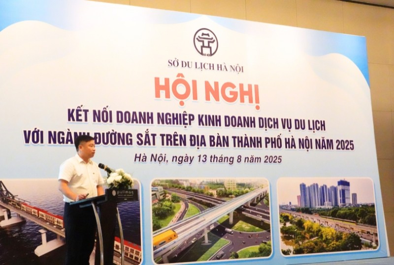 Ông Nguyễn Văn Ngọc, Phó giám đốc Công ty TNHH MTV Đường sắt Hà Nội chia sẻ thông tin tại Hội nghị. Ảnh: Hồ Hạ. Ông Nguyễn Văn Ngọc, Phó giám đốc Công ty TNHH MTV Đường sắt Hà Nội chia sẻ thông tin tại Hội nghị. Ảnh: Hồ Hạ.