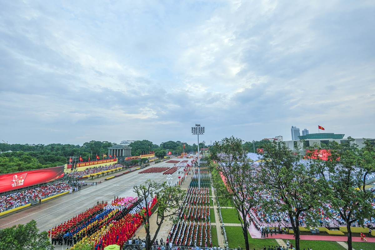 Quảng trường Ba Đình buổi tổng duyệt.