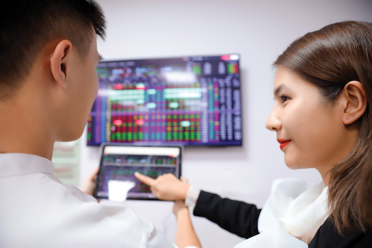 Nhóm VN30 được nhận định sẽ là tâm điểm mua vào của các quỹ ngoại, nếu TTCK được nâng hạng thành công Nhóm VN30 được nhận định sẽ là tâm điểm mua vào của các quỹ ngoại, nếu TTCK được nâng hạng thành công