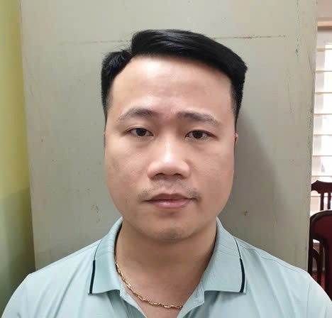 Đối tượng Bùi Quang Minh và 4 đồng phạm đã bị khởi tố. Ảnh: Bộ Công an Đối tượng Bùi Quang Minh và 4 đồng phạm đã bị khởi tố. Ảnh: Bộ Công an