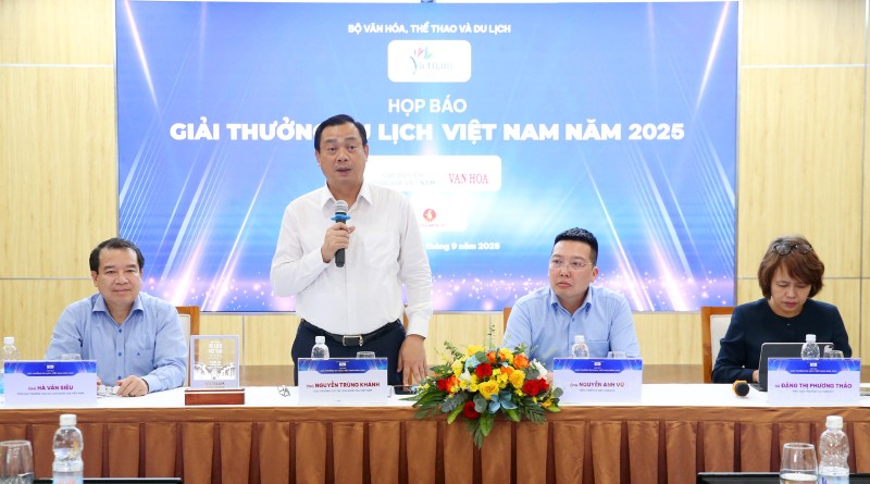 Giải thưởng Du lịch Việt Nam năm 2025 là lần đầu tiên có hạng mục vinh danh cơ quan báo chí, truyền thông. Ảnh: Trần Huấn. Giải thưởng Du lịch Việt Nam năm 2025 là lần đầu tiên có hạng mục vinh danh cơ quan báo chí, truyền thông. Ảnh: Trần Huấn.