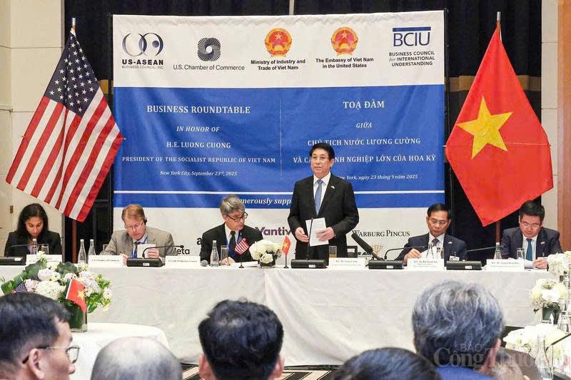 Chủ tịch nước Lương Cường khẳng định, Việt Nam tạo mọi điều kiện thuận lợi để doanh nghiệp Mỹ đầu tư. Ảnh: Nguyên Minh.