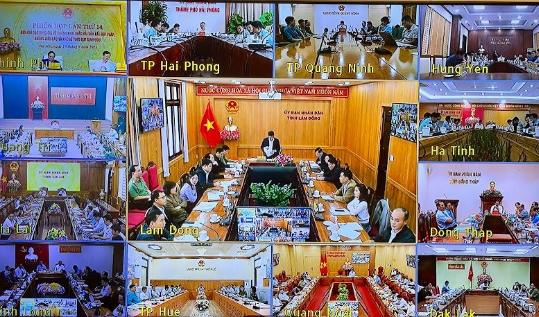 Phiên họp được tổ chức trực tiếp tại Trụ sở Chính phủ, trực tuyến với 21 tỉnh, thành phố ven biển.