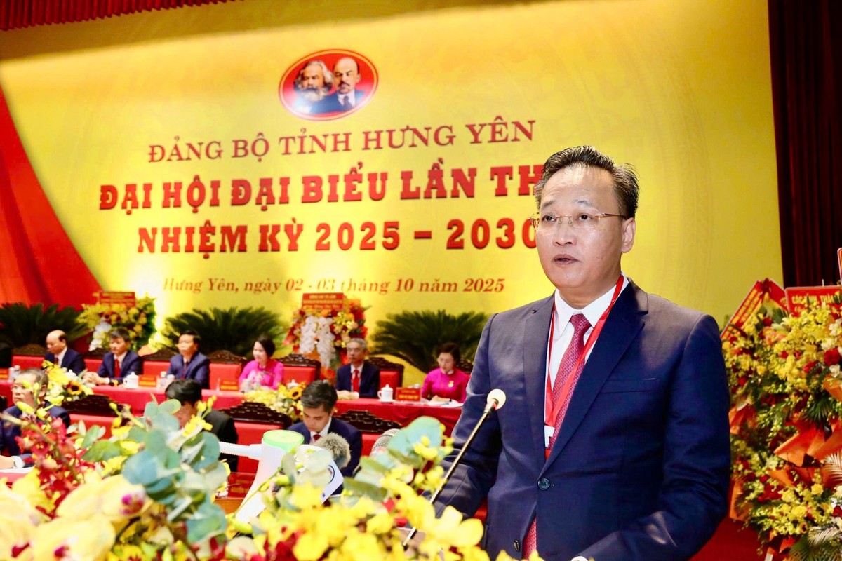 Ông Nguyễn Hữu Nghĩa, Ủy viên Trung ương Đảng, Bí thư Tỉnh ủy Hưng Yên phát biểu tại phiên khai mạc Đại hội Đảng bộ tỉnh Hưng Yên lần thứ I Ông Nguyễn Hữu Nghĩa, Ủy viên Trung ương Đảng, Bí thư Tỉnh ủy Hưng Yên phát biểu tại phiên khai mạc Đại hội Đảng bộ tỉnh Hưng Yên lần thứ I