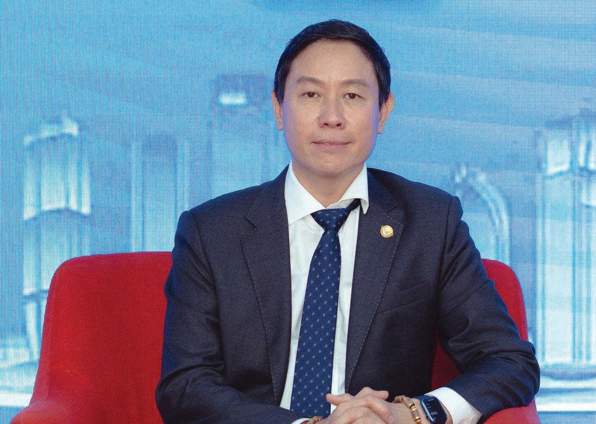 TS. Huỳnh Trung Minh - chuyên gia tài chính