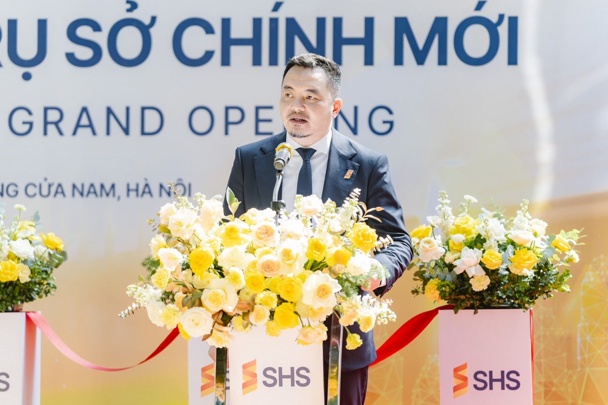 Ông Nguyễn Chí Thành - Tổng Giám đốc SHS phát biểu tại Lễ khai trương
