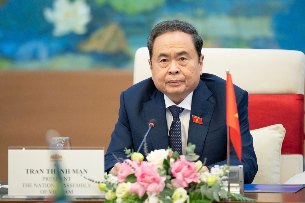 Chủ tịch Quốc hội Trần Thanh Mẫn khẳng định Quốc hội Việt Nam luôn coi trọng và mong muốn thúc đẩy hơn nữa quan hệ hữu nghị và hợp tác nhiều mặt với Nam Phi. Chủ tịch Quốc hội Trần Thanh Mẫn khẳng định Quốc hội Việt Nam luôn coi trọng và mong muốn thúc đẩy hơn nữa quan hệ hữu nghị và hợp tác nhiều mặt với Nam Phi.