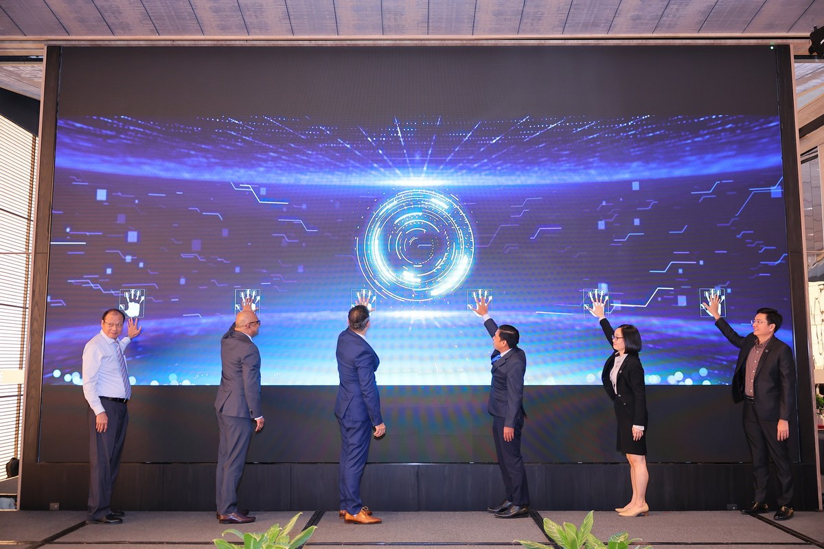 Lễ chuyển giao bản dịch tiếng Việt chương trình Kế toán nền tảng (FIA) cho Cục Giáo dục nghề nghiệp và Giáo dục thường xuyên. Ảnh: ACCA Việt Nam Lễ chuyển giao bản dịch tiếng Việt chương trình Kế toán nền tảng (FIA) cho Cục Giáo dục nghề nghiệp và Giáo dục thường xuyên. Ảnh: ACCA Việt Nam