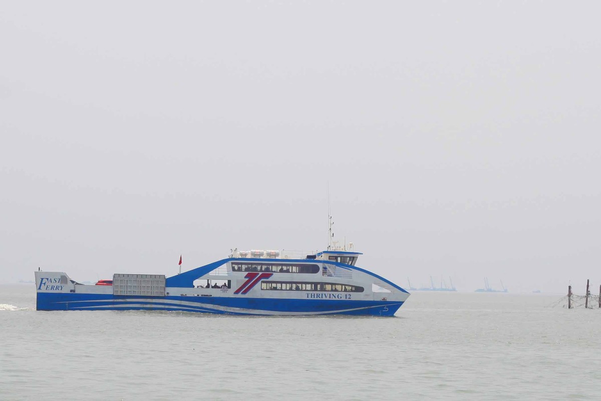 Trước đó, Vingroup đã có văn bản gửi Chủ tịch UBND TP.HCM Nguyễn Văn Được, đề xuất được chấp thuận nghiên cứu đầu tư tuyến đường vượt biển kết nối khu vực Cần Giờ và Bà Rịa - Vũng Tàu (cũ) theo hình thức hợp đồng BT (xây dựng - chuyển giao).