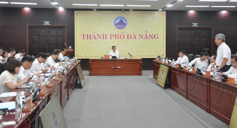 Bí thư Thành uỷ Đà Nẵng, ông Lê Ngọc Quang chủ trì buổi làm việc của Thường trực Thành ủy với Ban Thường vụ Đảng ủy Ủy ban nhân dân Thành phố.