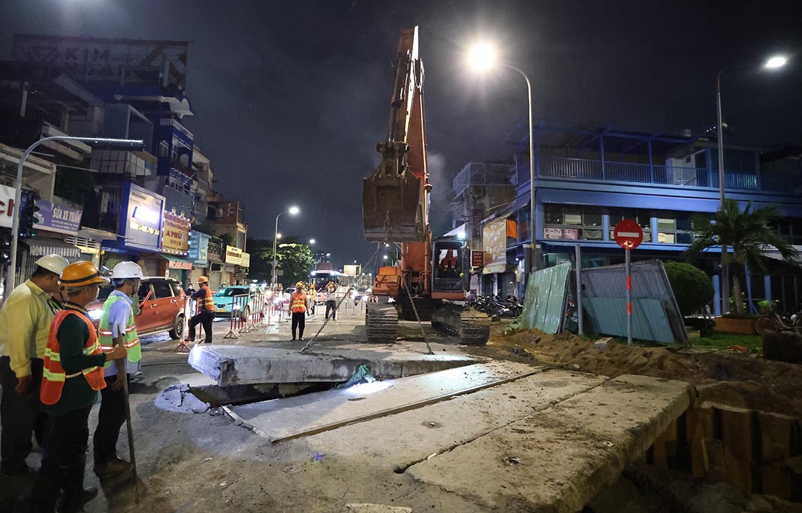 Công tác di dời hạ tầng kỹ thuật phải thực hiện vào ban đêm.