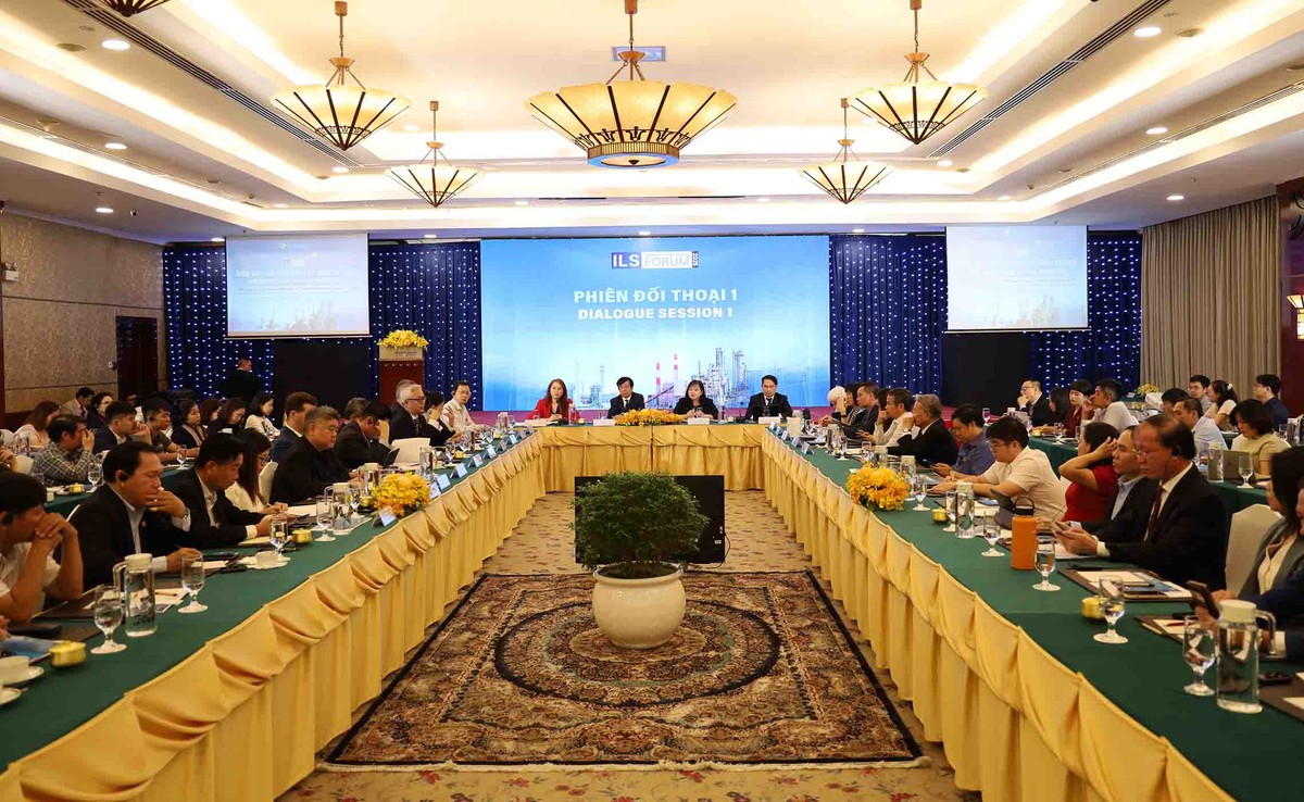 Các chuyên gia nhìn nhận bất động sản công nghiệp vẫn có nhiều triển vọng phát triển, nhưng để khai thác hiệu quả phân khúc này, các cơ quan, tổ chức, nhà đầu tư, doanh nghiệp… cần có sự phối hợp và hỗ trợ nhau chặt chẽ.