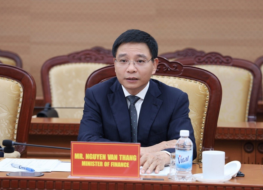 Bộ trưởng Bộ Tài chính Nguyễn Văn Thắng phát biểu tại buổi tiếp. Bộ trưởng Bộ Tài chính Nguyễn Văn Thắng phát biểu tại buổi tiếp.