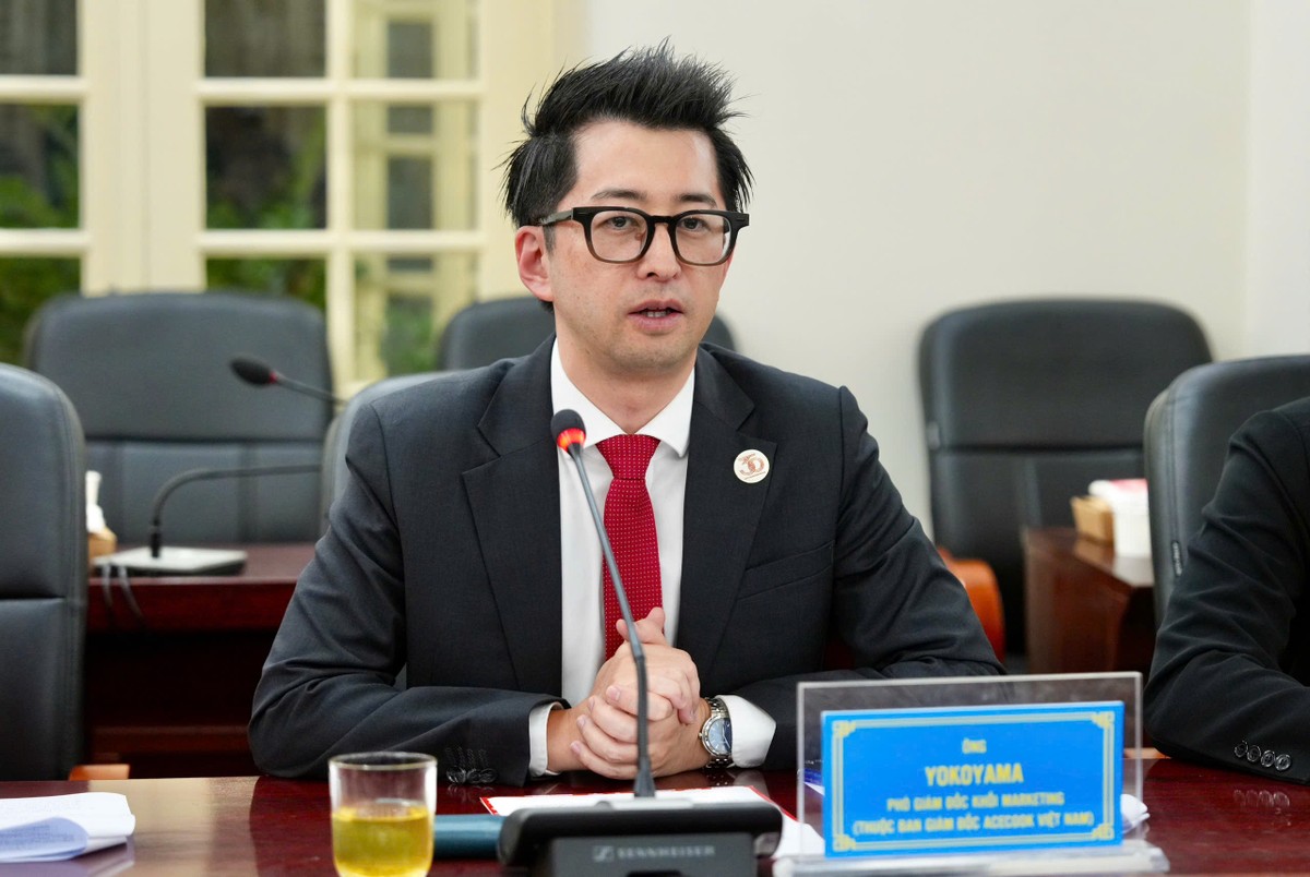 Ông Hiroya Yokoyama, Phó giám đốc khối Marketing Acecook Việt Nam phát biểu tại Lễ ký kết.