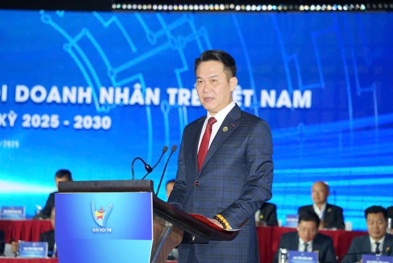 Ông Đặng Hồng Anh, Chủ tịch Hội Doanh nhân trẻ Việt Nam nhiệm VIII