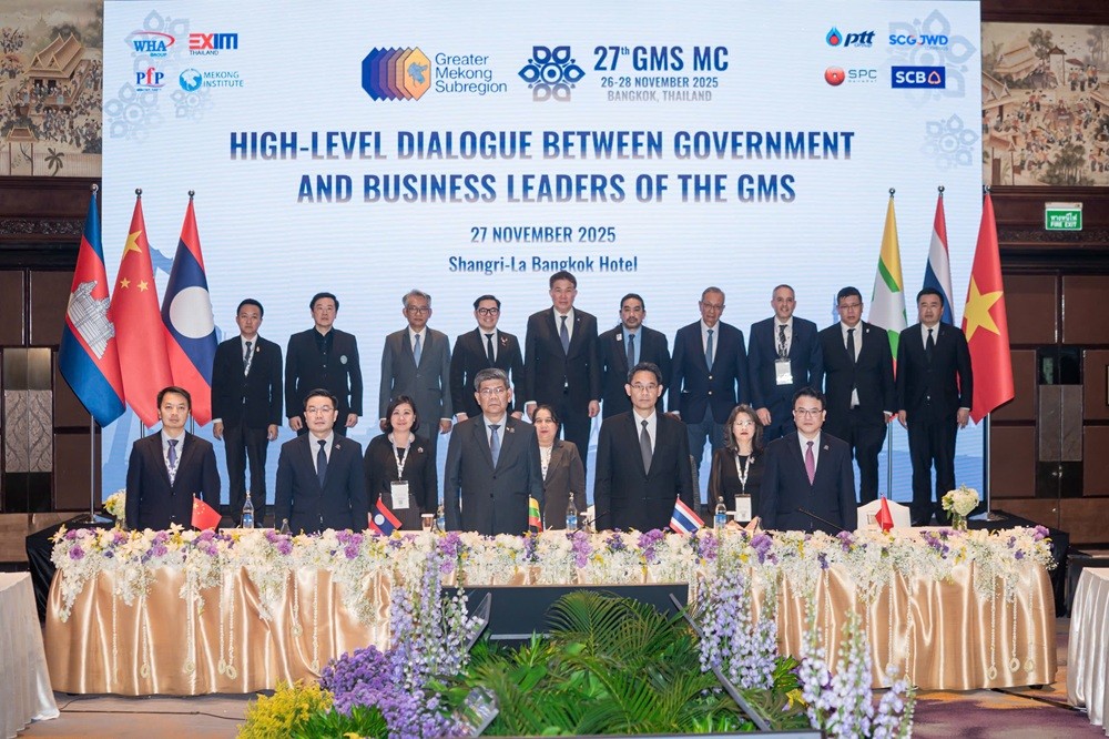 Các đại biểu tham dự hội nghị.